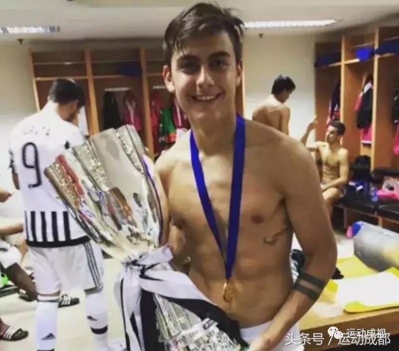 足球运动员跑步,足球运动员跑步训练