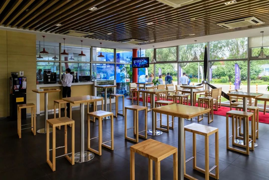 什么？你的当班飞行员，居然沉迷电玩？！