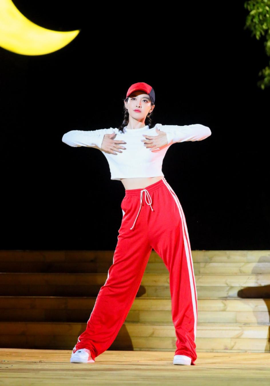 宋茜黄景瑜同款穿搭 (宋茜黄景瑜剧照)