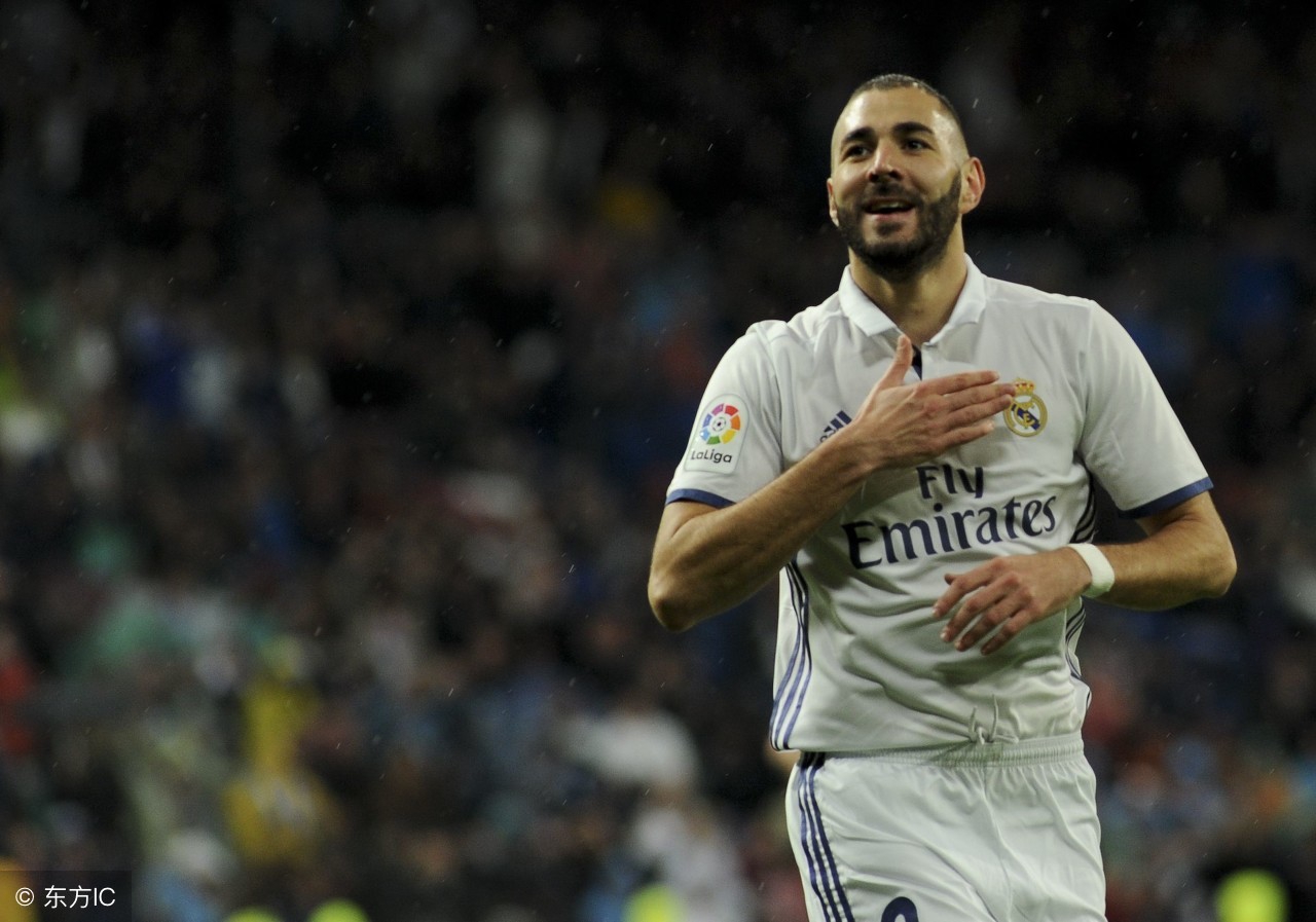 球星绰号之c罗总裁,足球巨星c罗有什么外号