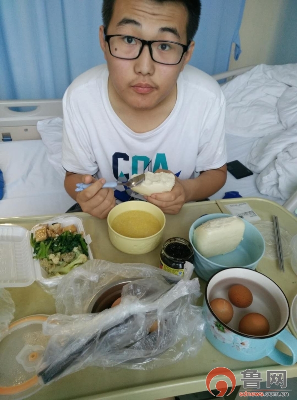 小城演绎大爱——山亭全城救助17岁白血病男孩的故事