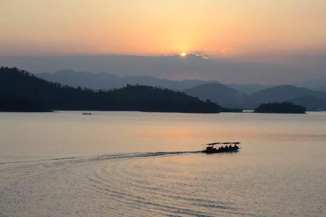 蓝宝书好吗,浙江民宿经营现状