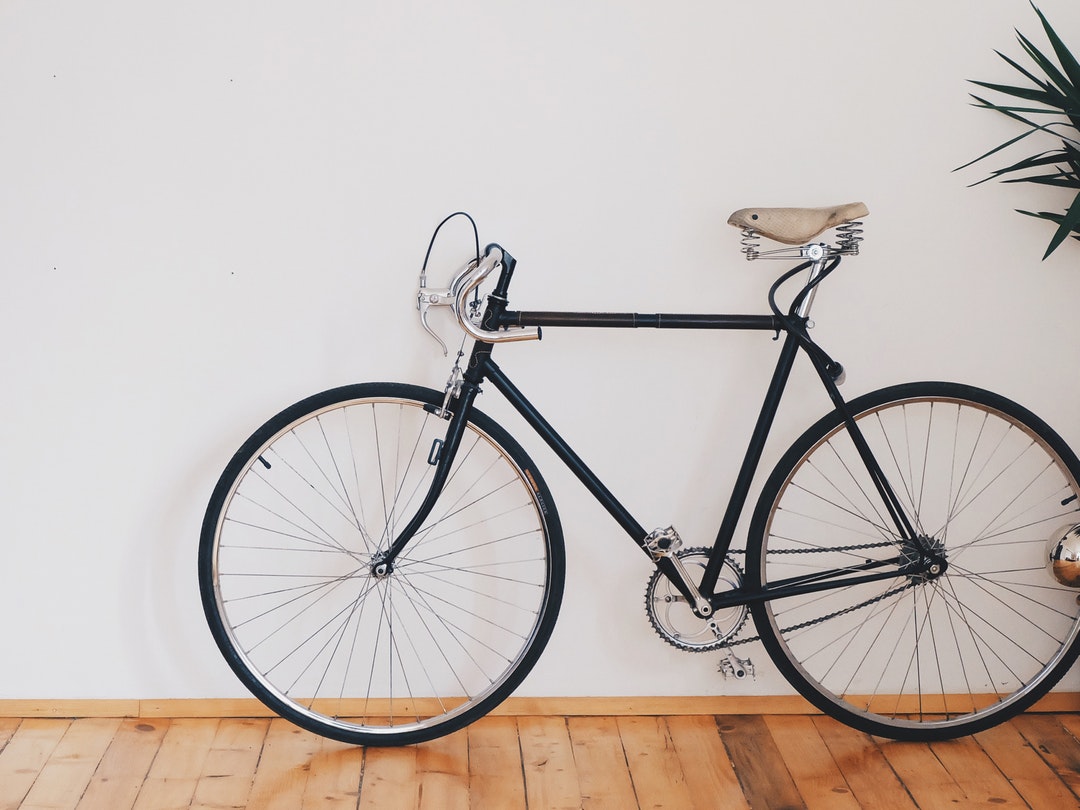 哈罗单车的隐忍与爆发：小心那个角落里的伙计