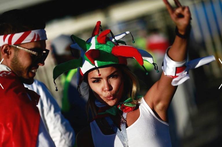 世界杯女球迷漂亮画面,世界杯女球迷漂亮画面图片