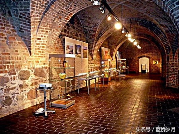 这座俄罗斯球场，建在全德意志的伤心之地