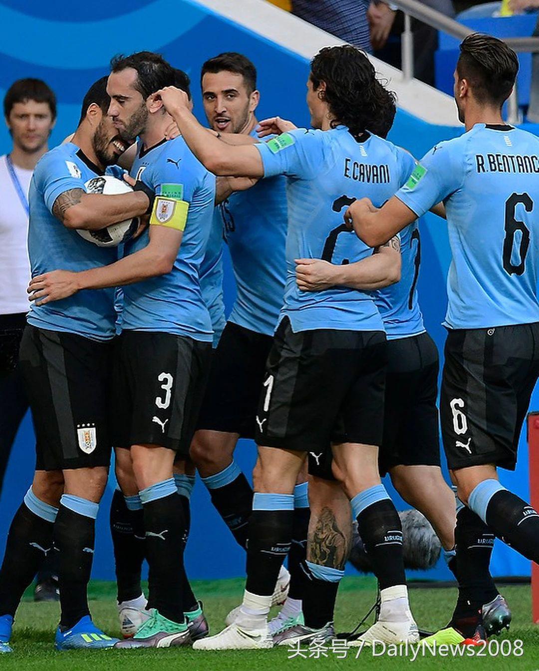 苏亚雷斯进球后向怀孕妻子致敬,世界杯夺冠苏亚雷斯