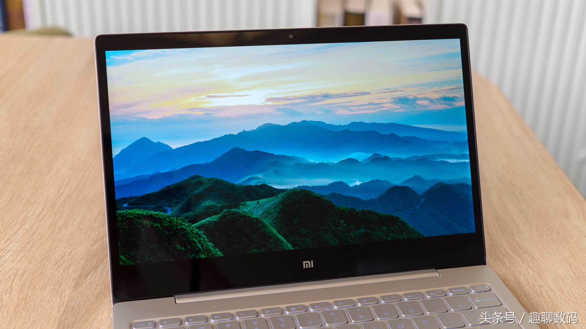 低价高配置小米笔记本电脑,推荐小米笔记本air12