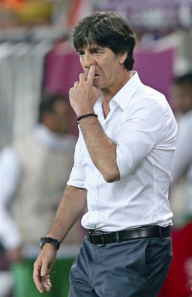 赢球却输了球品，德国的绝杀缺失了四年前的王者风范！学英文！