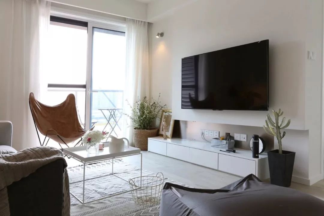 电视背景墙茶几电视柜搭配,现代简约客厅沙发茶几电视柜搭配