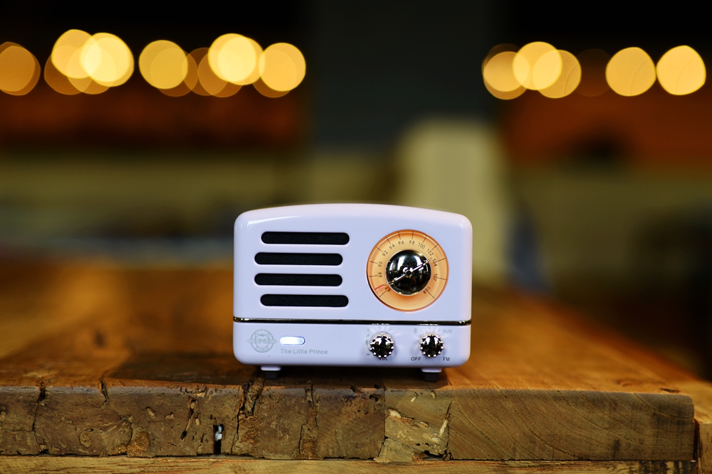 猫王收音机联名QQ炫舞推出猫王OTR爱丽丝紫，再续情怀与经典