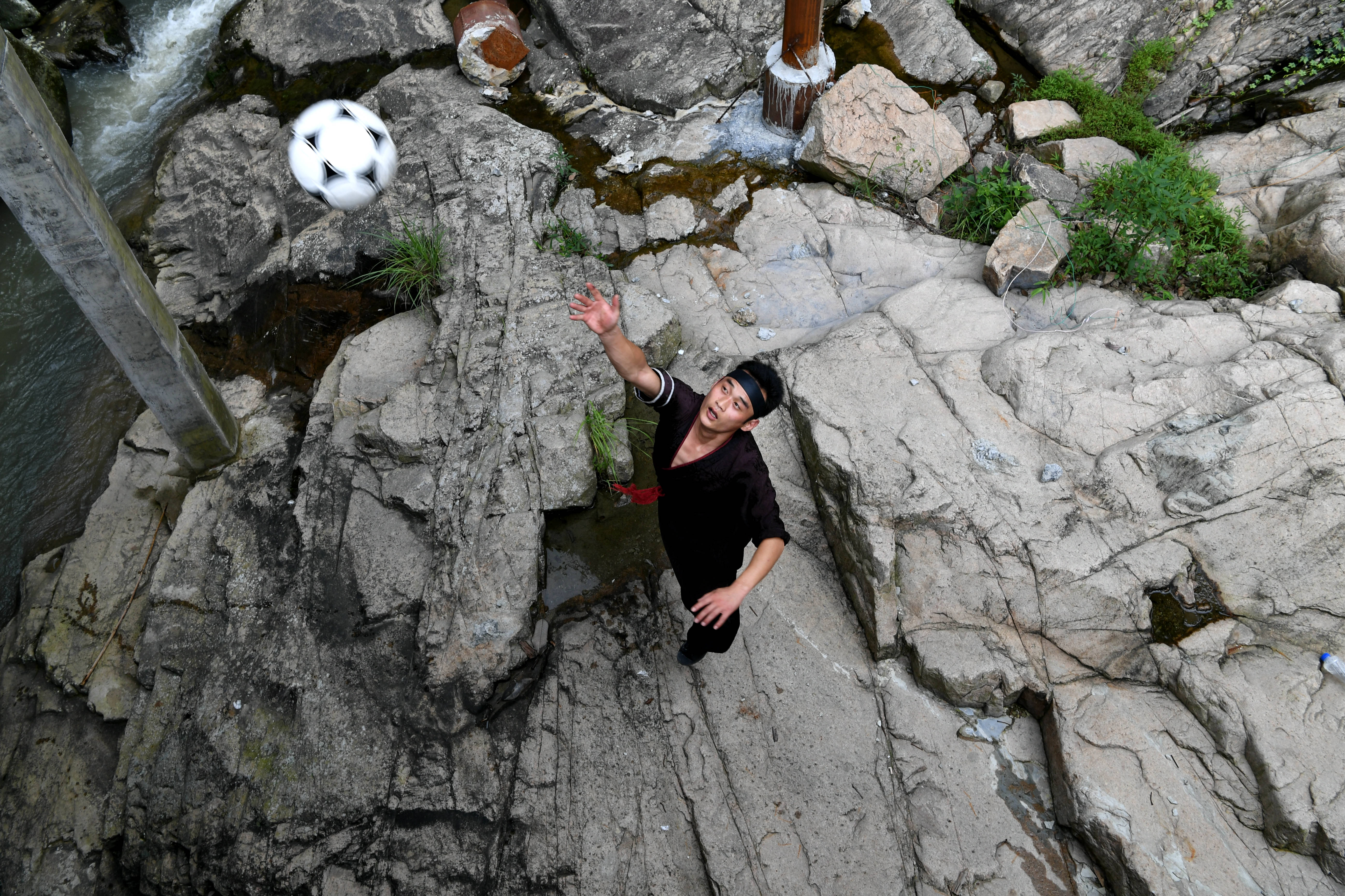 少林足球开播盛况,少林寺重出江湖