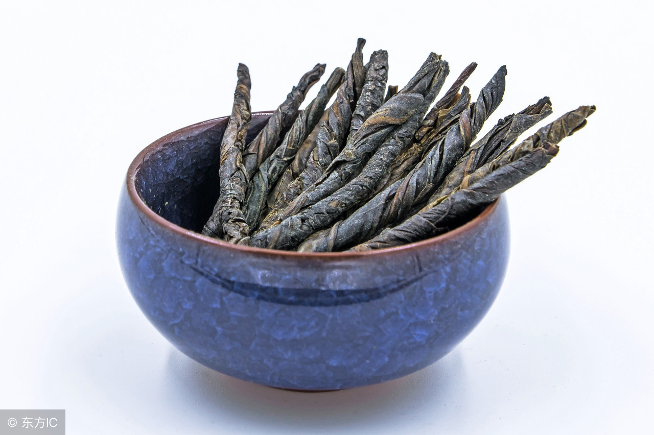 这茶全年可采，制茶简单，喝它告别降压药，应用广泛，种植有钱途