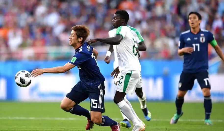 日本队0-2,日本队双脚出线