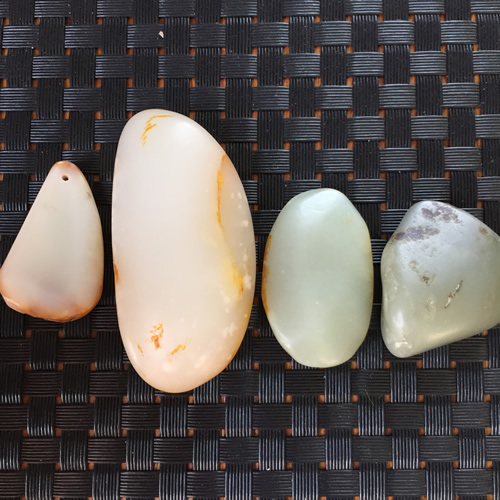 和田玉怎么分辨才是真正的和田玉,新疆和田玉和和田玉有什么区别