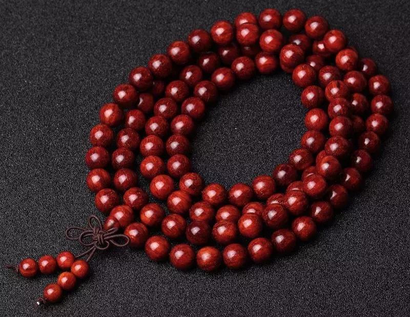 什么生肖适合戴什么手串,什么属相戴首饰