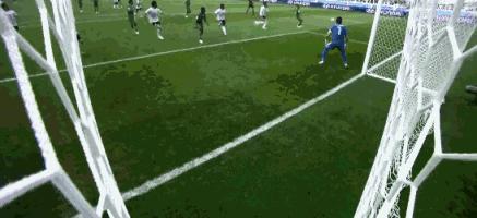 梅西也做过c罗的动作吗,梅西不满裁判判罚称var未起作用