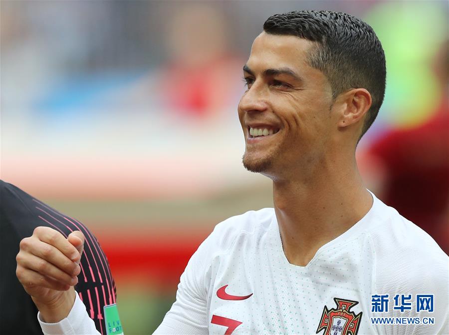 牙医教练？门将化妆！世界杯成谣言高发地