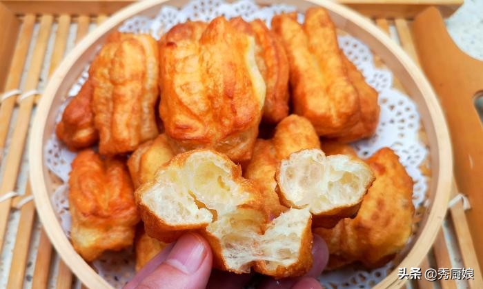 高筋面粉中筋低筋区别,高筋面粉与中筋低筋粉有什么区别