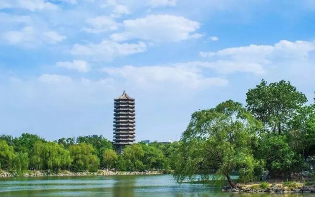 考进北京的大学很难吗,报考北京的大学需要什么条件