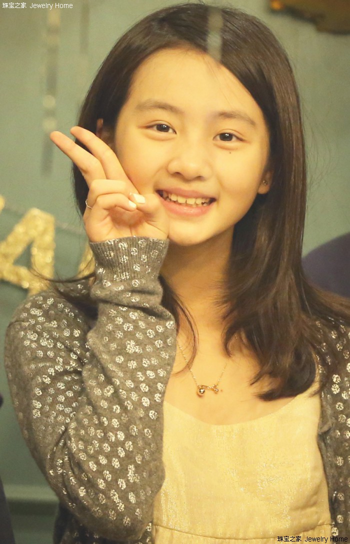 不知不觉，暴走的00后已跻身时尚圈