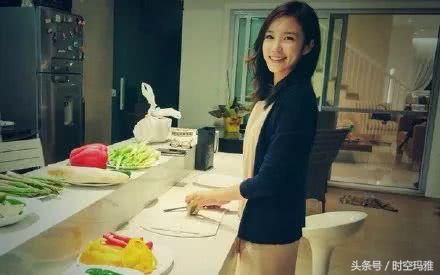 世界杯现场那些颜值巅峰女球迷,世界杯赛场那些高颜值女球迷瞬间