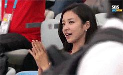 世界杯现场那些颜值巅峰女球迷,世界杯赛场那些高颜值女球迷瞬间