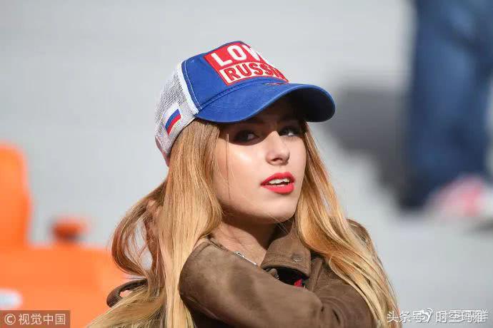 世界杯现场那些颜值巅峰女球迷,世界杯赛场那些高颜值女球迷瞬间