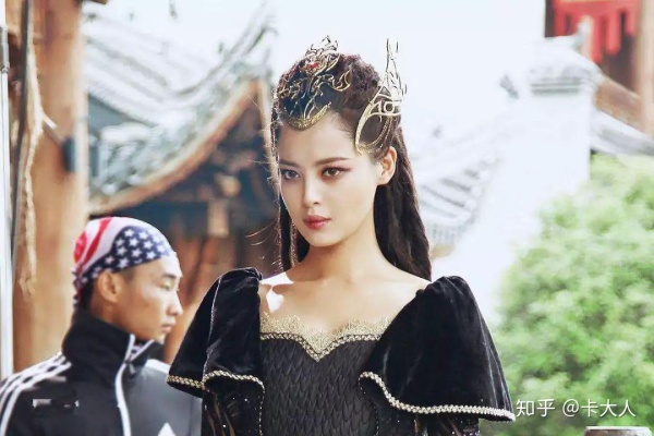 如何评价张雨绮美人鱼,张雨绮评价大s的长相