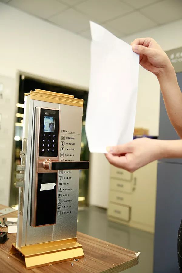 怎么防止小黑盒子打开智能锁,智能锁被小黑盒轻松开启