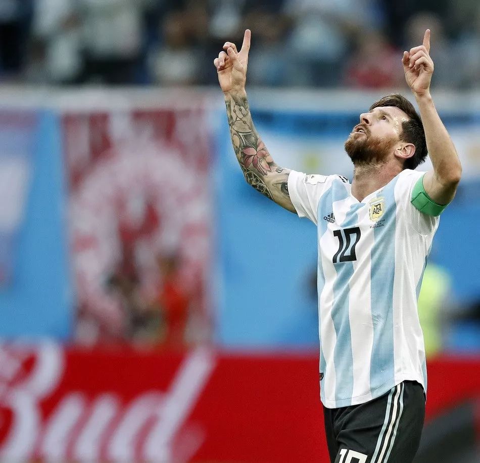 为什么世界杯需要那么多球场,为什么世界杯要选在晚上