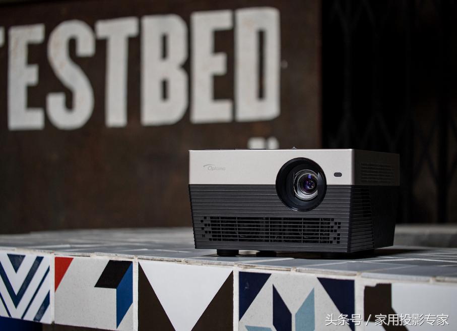 奥图码投影机怎么选择,奥图码i5投影仪缺点