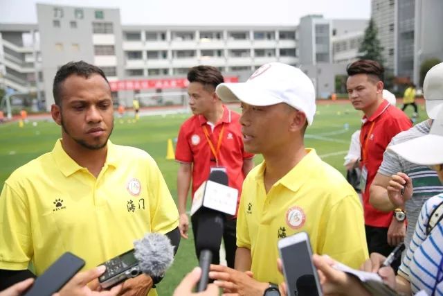 这场球的精彩不亚于世界杯丨奋进之笔“1+1”走进江苏②