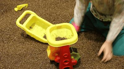 4岁孩子打嗝,4岁男孩打嗝