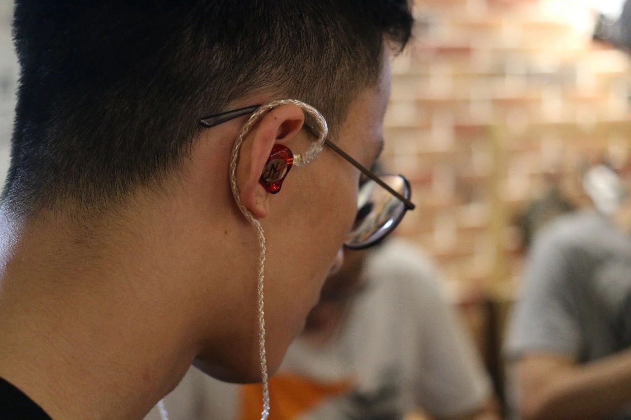 时隔两年多的聚会,时隔两年的聚会