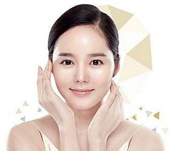 适合油性皮肤的美妆教程,适合油性肌肤的底妆