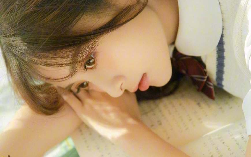 适合油性皮肤的美妆教程,适合油性肌肤的底妆