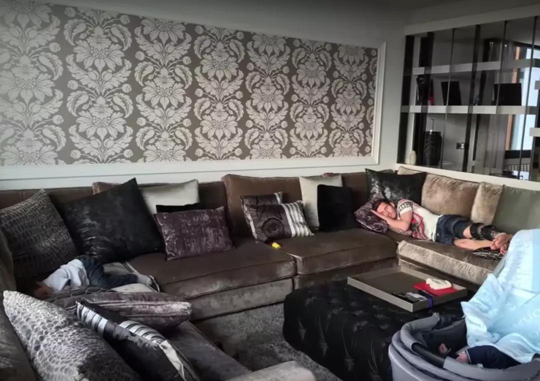 精致大气的极简风格,极简主义极奢风格图片