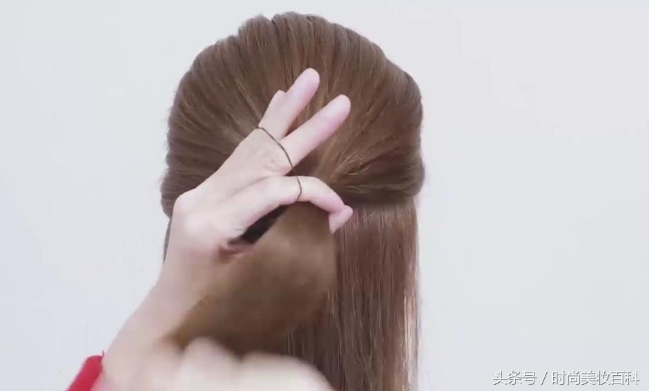 时尚美妆穿搭教程,美妆盘发教程图片