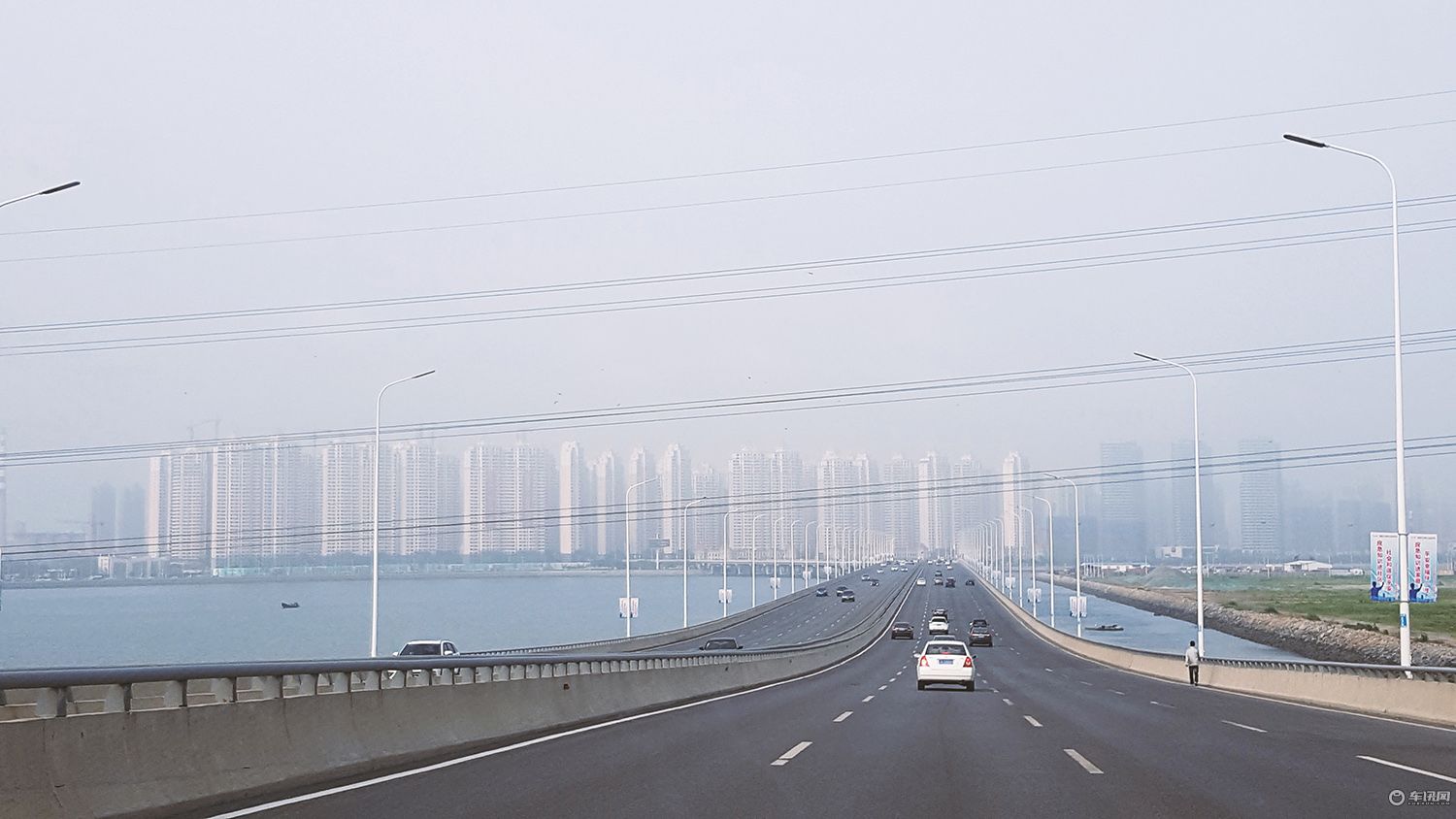 特斯拉modelx旅行,特斯拉modelx100d能跑多少公里