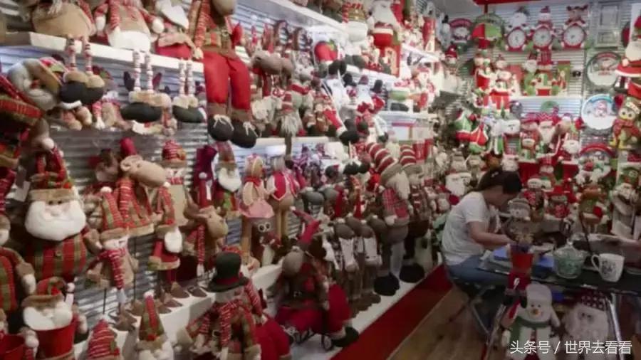 老外逛华强北组装苹果手机,外国人华强北组装苹果