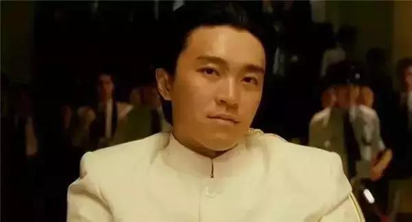 周星驰身患孤独绝症，憔悴老态：我让全世界笑过，岁月却没饶过我