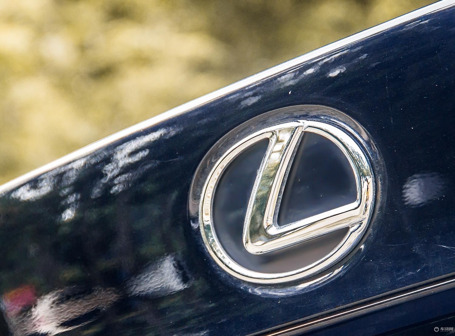 雷克萨斯is2022款300fsport版,2022雷克萨斯is300fsport版