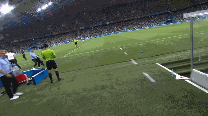 德国门将诺伊尔世界杯,诺伊尔德国出局