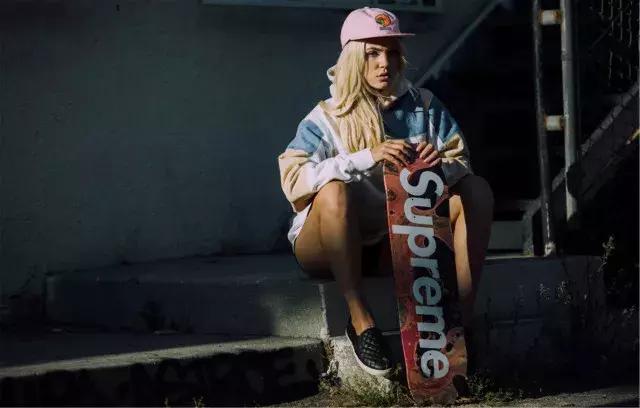 领克潮流时尚,领克汽车当之无愧的时尚弄潮儿