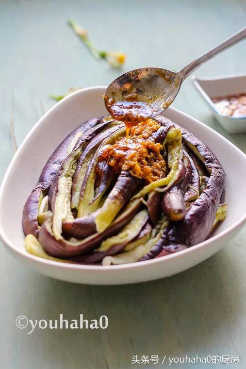 为什么茄子烧出来不软,为什么茄子蒸出来不软还变色了