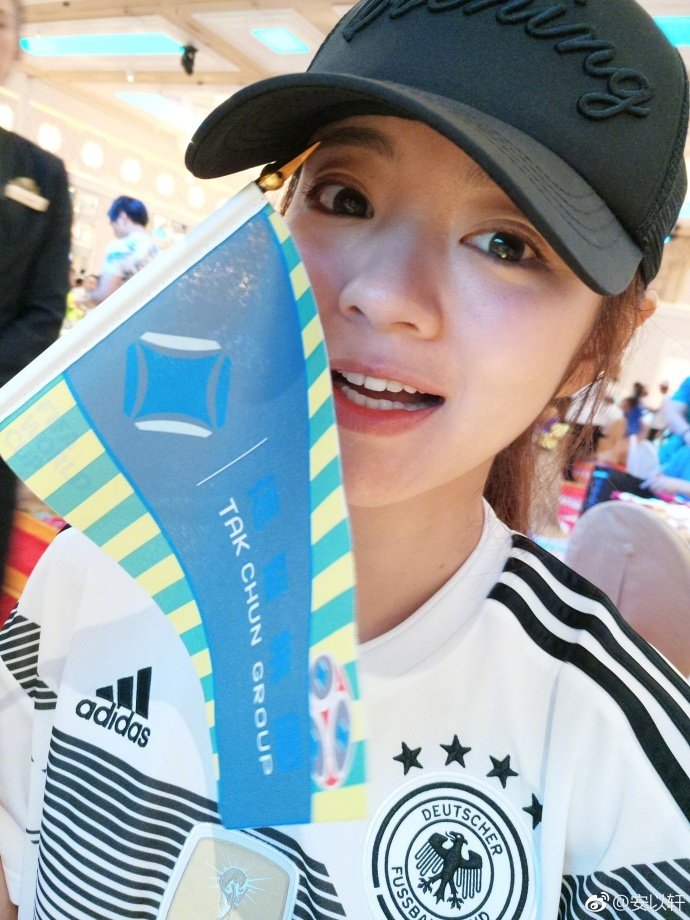 安以轩改造变身完整视频,安以轩变装