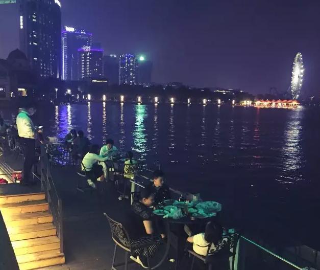 合肥最嗨酒吧排行榜第一名,在合肥最推荐哪家酒吧