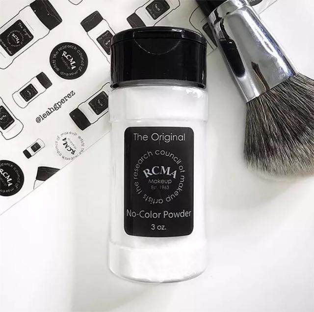 脱妆浮粉正确方法,明星怎么化底妆不浮粉不脱妆