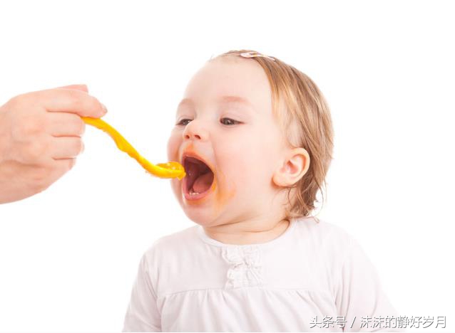 婴儿补充钙铁锌dha的最佳时间,宝宝到底需不需要补充dha和钙