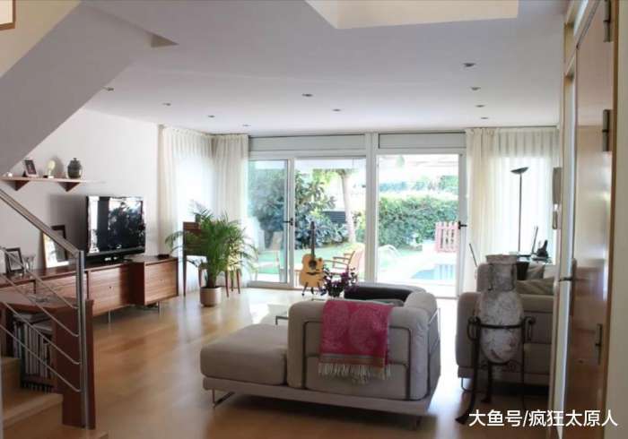 绝代双骄梅西和c罗谁漂亮,欧冠别墅梅西c罗